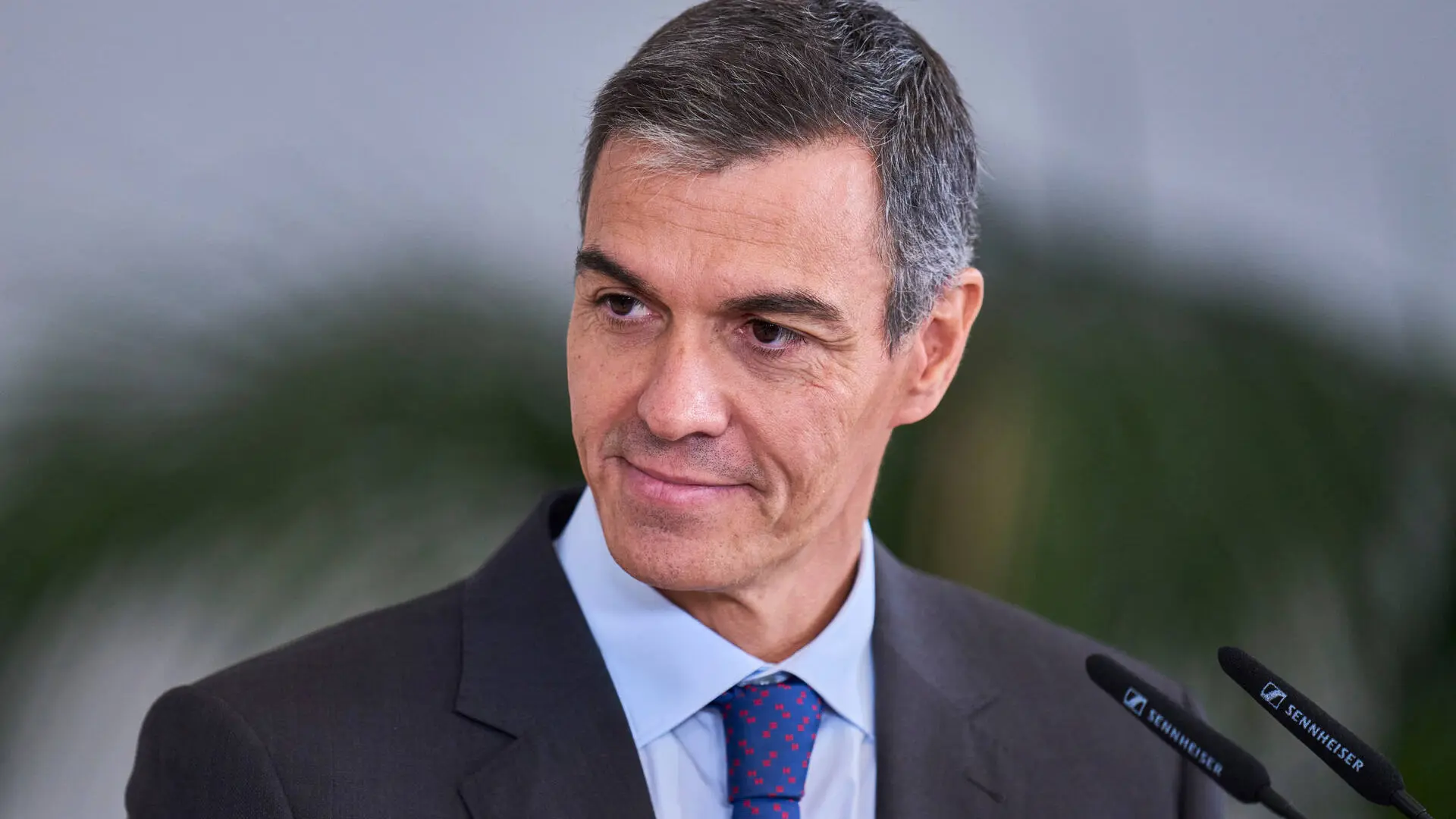 Sánchez pide altura de miras ante el voto clave de Junts y CC