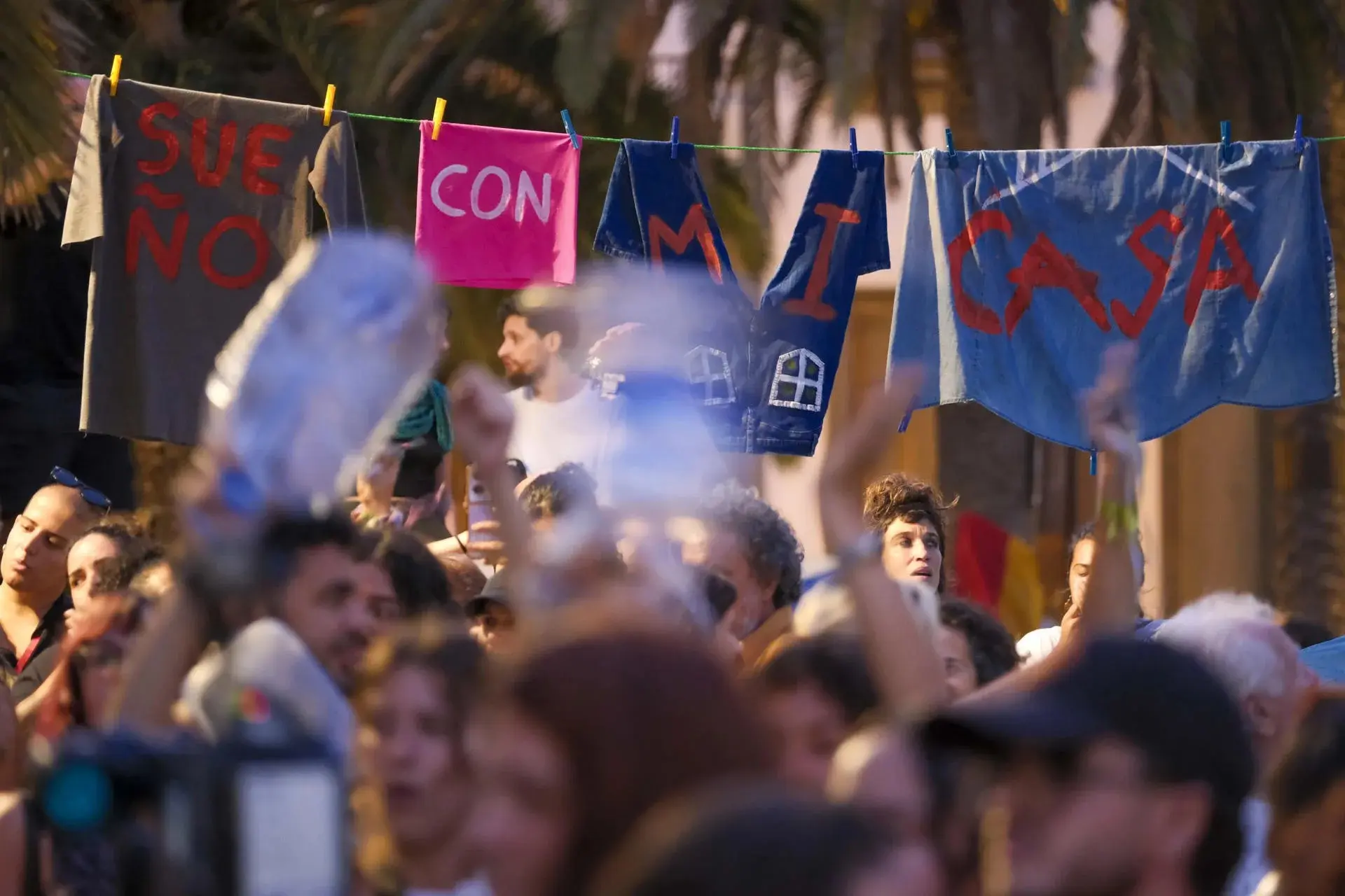 Derecho al Techo presiona al Congreso antes de la votación de vivienda