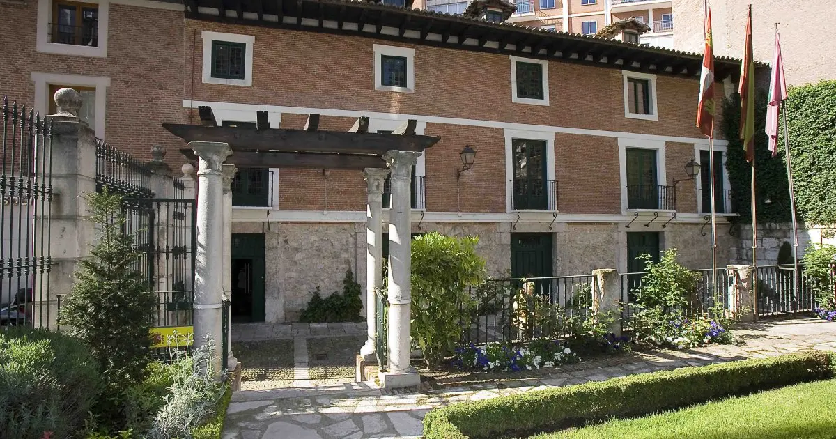 El Gobierno admite que no hay proyecto de ampliación de la Casa de Cervantes