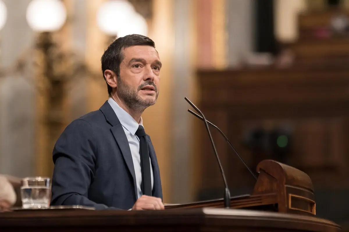 Bustinduy dice que Sumar está preparado ante un posible adelanto electoral