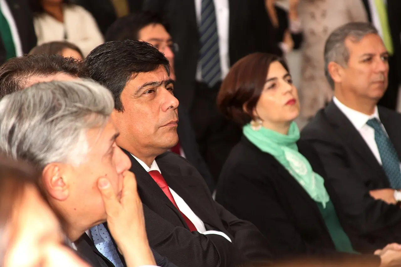Cómo funciona el voto de los españoles que viven en el extranjero (CERA)