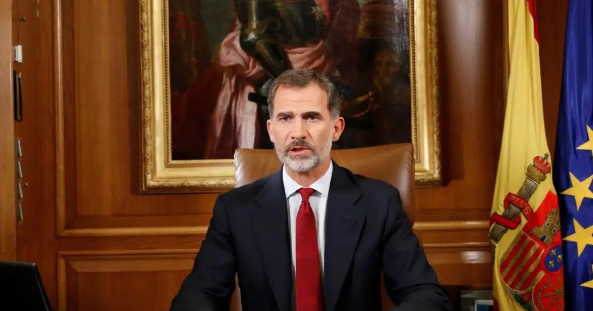 Felipe VI llama a asegurar el orden constitucional en 2017