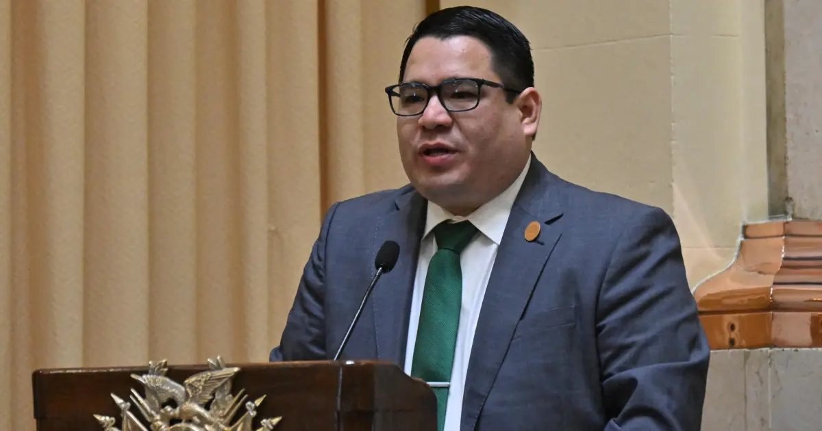Asamblea elige a José Armando Urioste fiscal interino mayoría cualificada